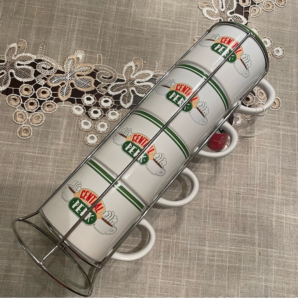 FRIENDS 10 oz Ceramic Mug Set of 4